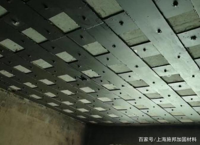 粘贴钢板与粘贴碳纤维布，谁强谁弱?