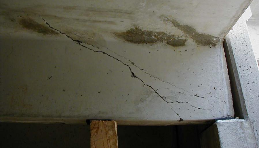 建筑裂缝的种类和加固方法