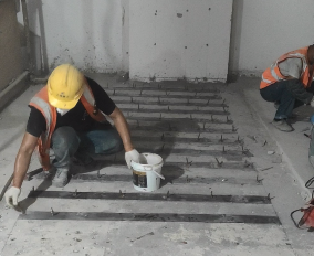 粘钢胶的施工步骤有哪些特点？