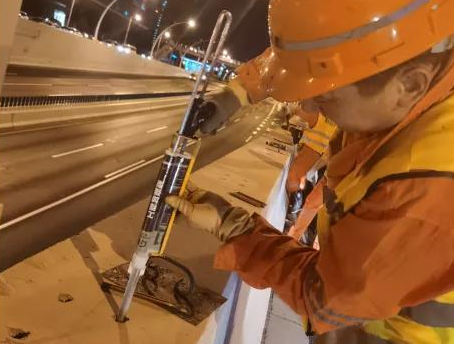 植筋胶加固中单单一个钻孔环节，就有这么多讲究