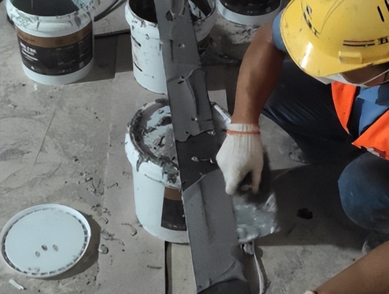 原来这些因素会影响粘钢加固的操作时间